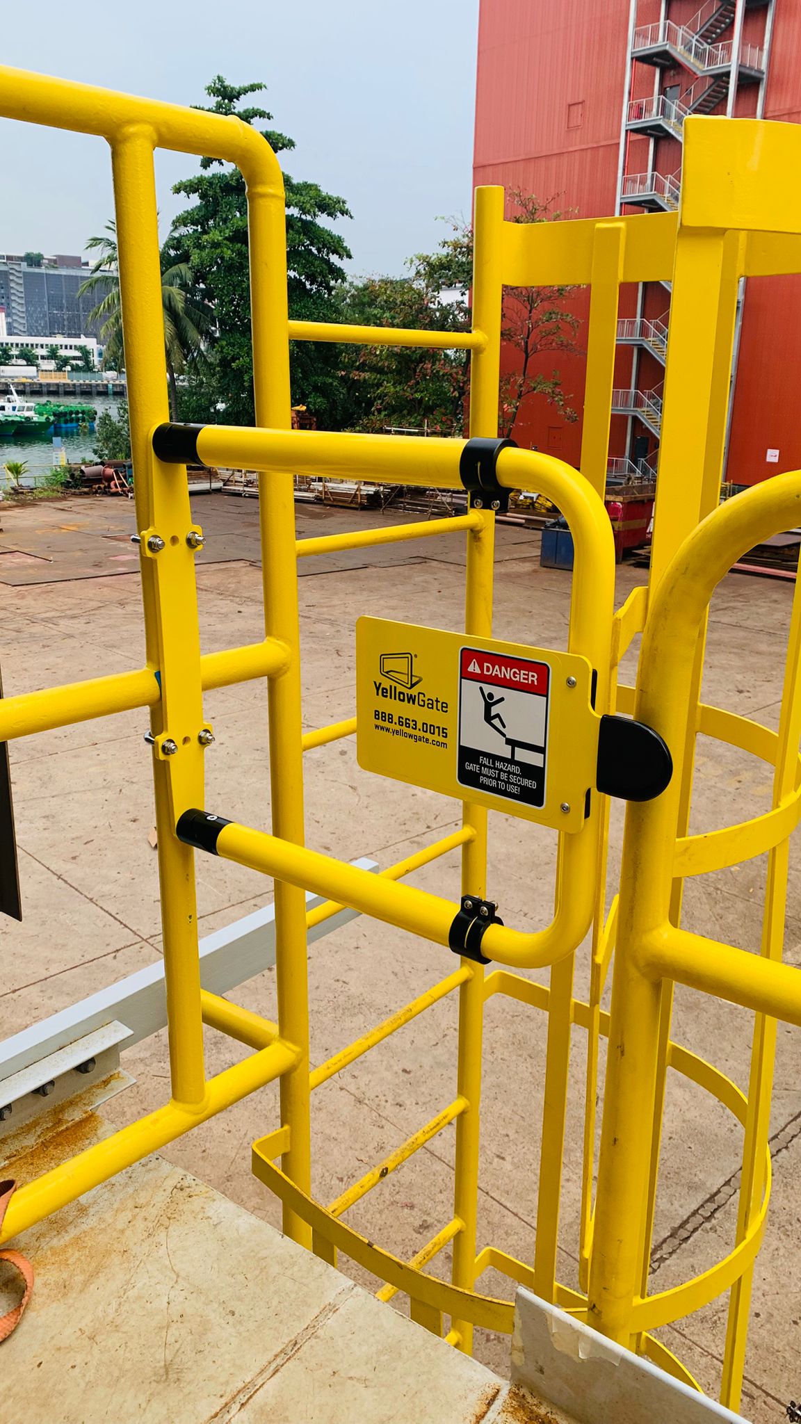 YellowGate 屋外設置例